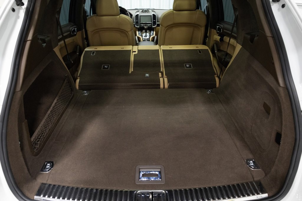 2015 Porsche Cayenne Image 78