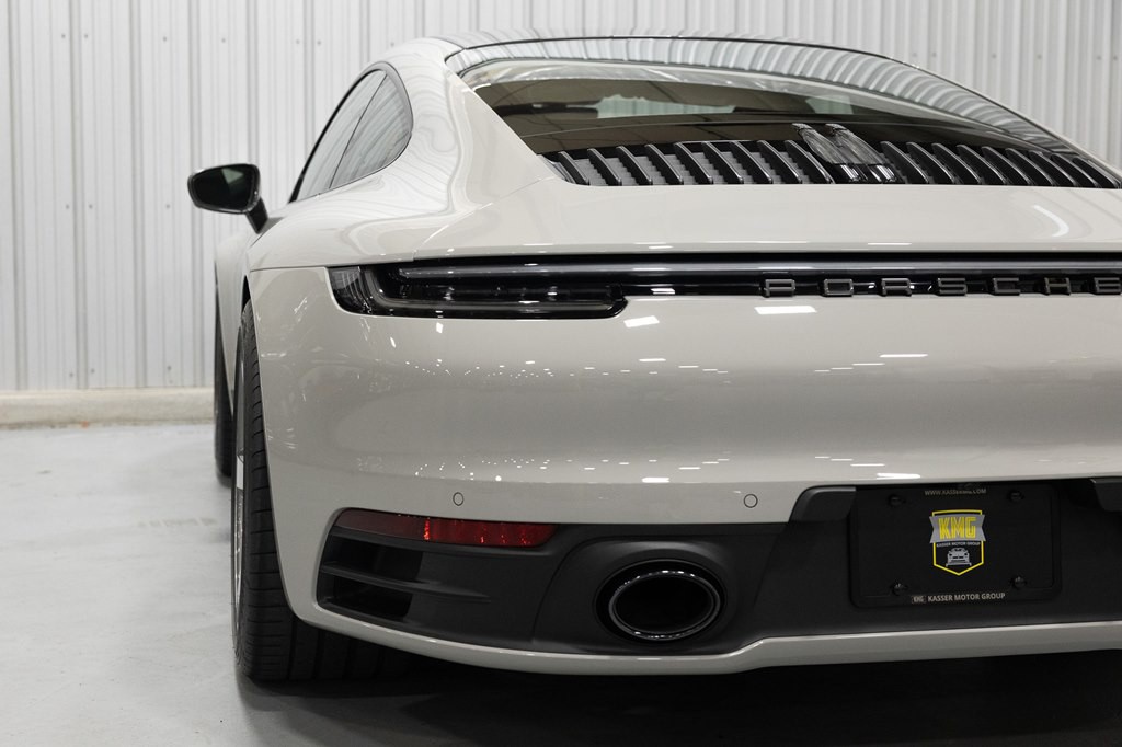 2024 Porsche 911 Image 5
