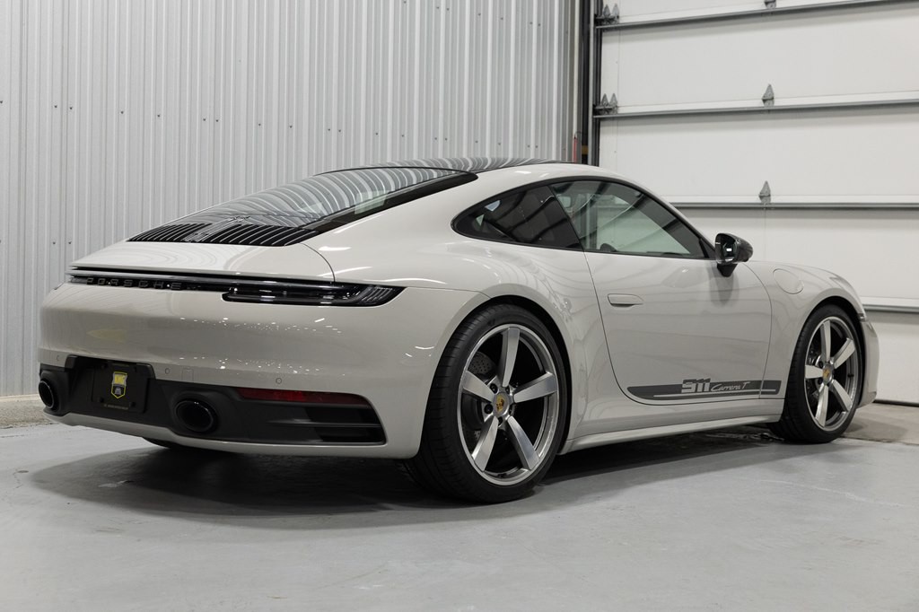 2024 Porsche 911 Image 8