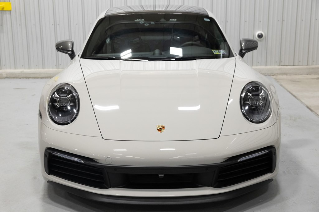 2024 Porsche 911 Image 14