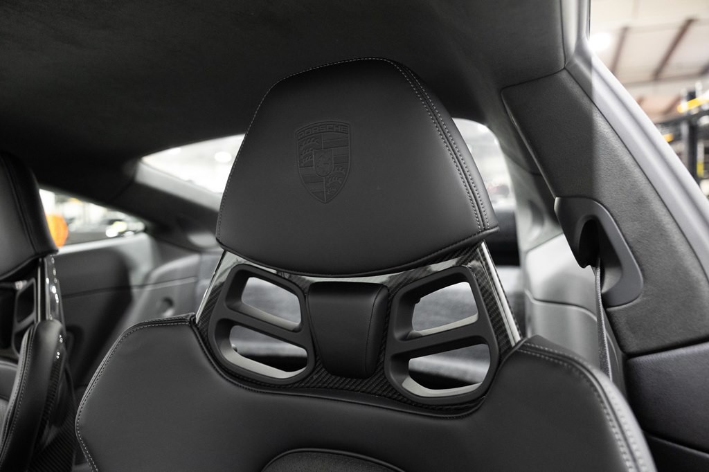 2024 Porsche 911 Image 17