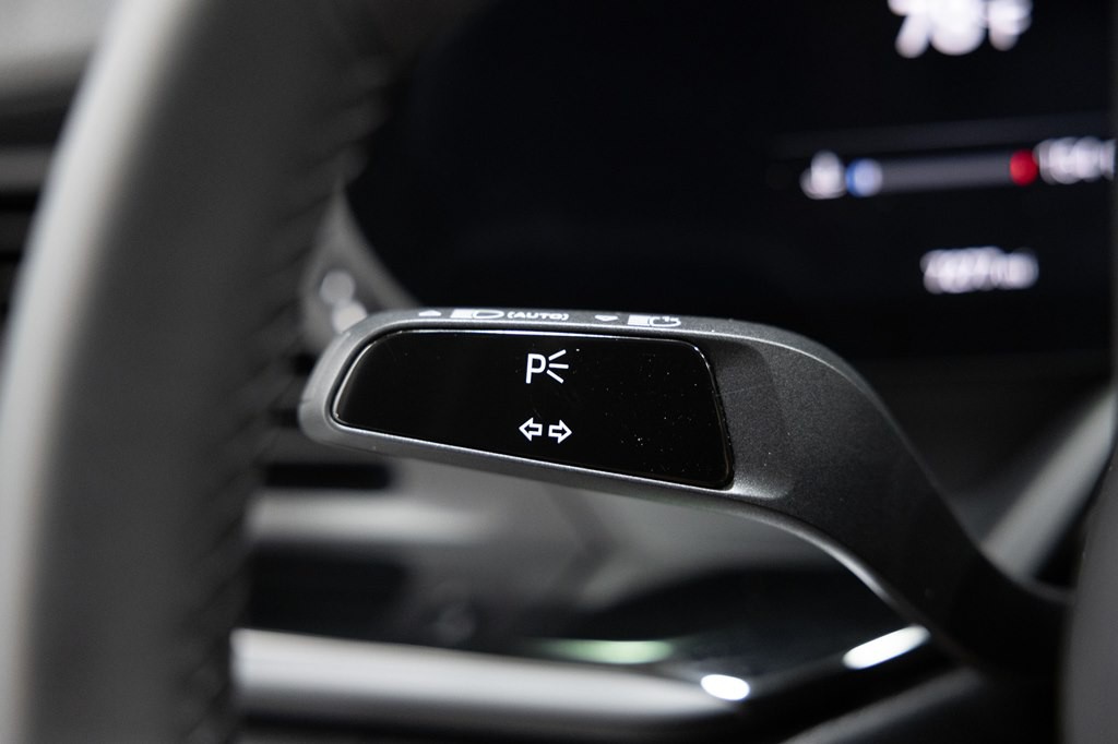 2024 Porsche 911 Image 37