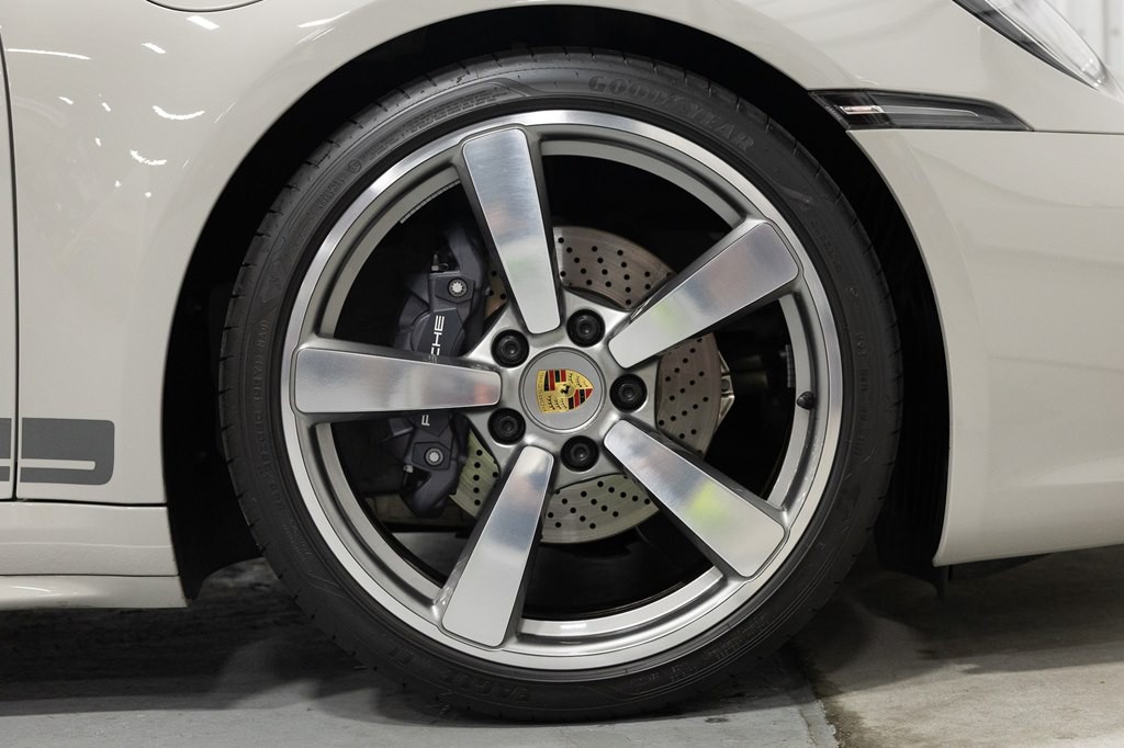 2024 Porsche 911 Image 77
