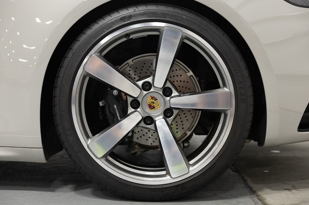 2024 Porsche 911 Image 79