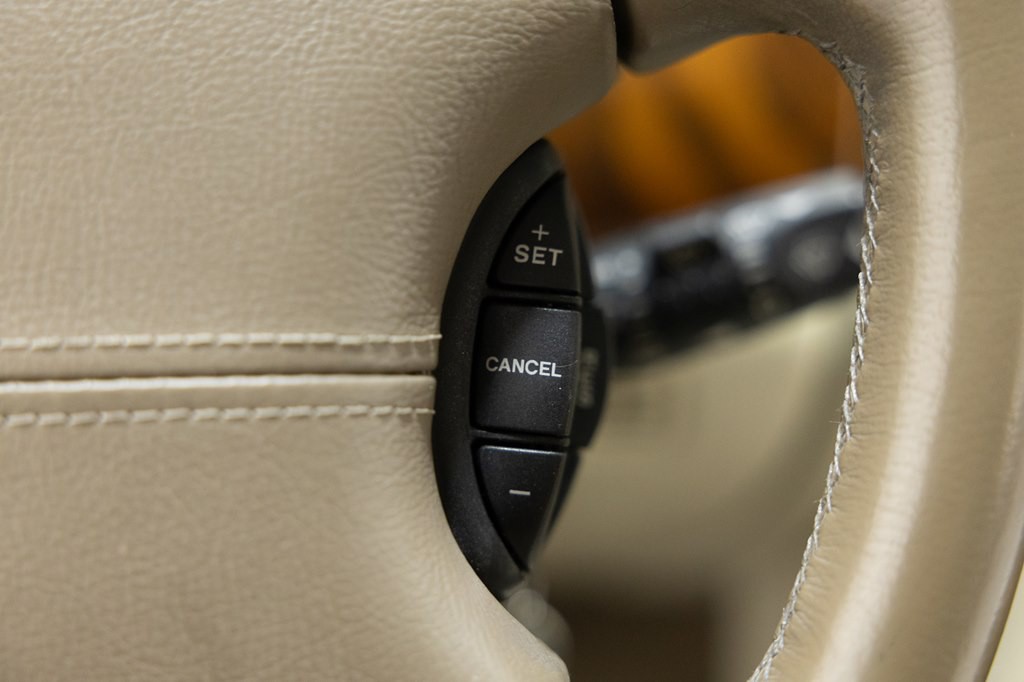 2001 Jaguar XK-Series Image 32