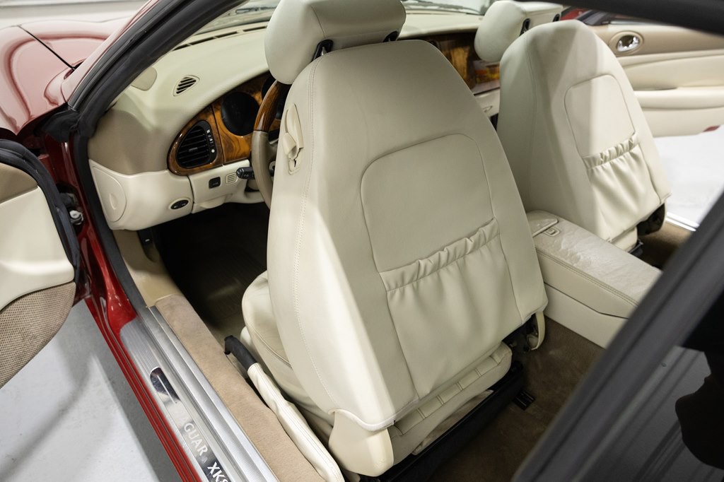 2001 Jaguar XK-Series Image 53