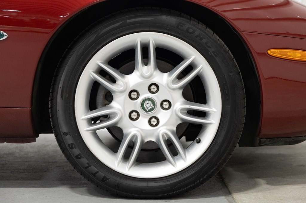 2001 Jaguar XK-Series Image 61