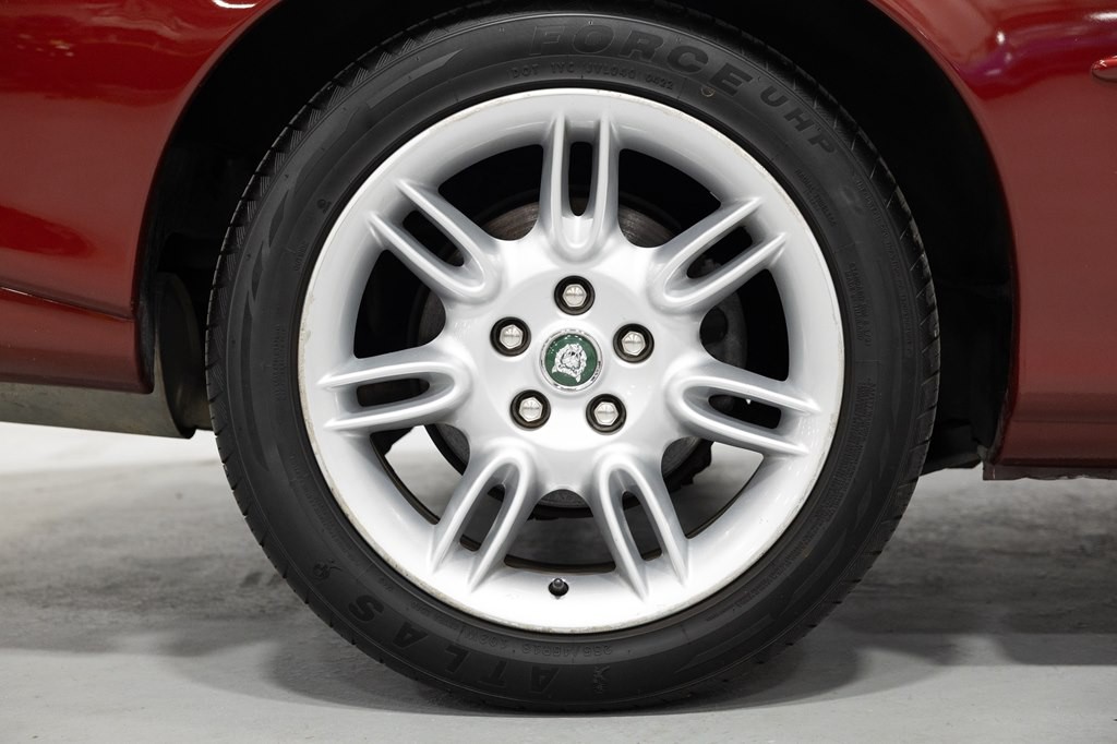 2001 Jaguar XK-Series Image 62