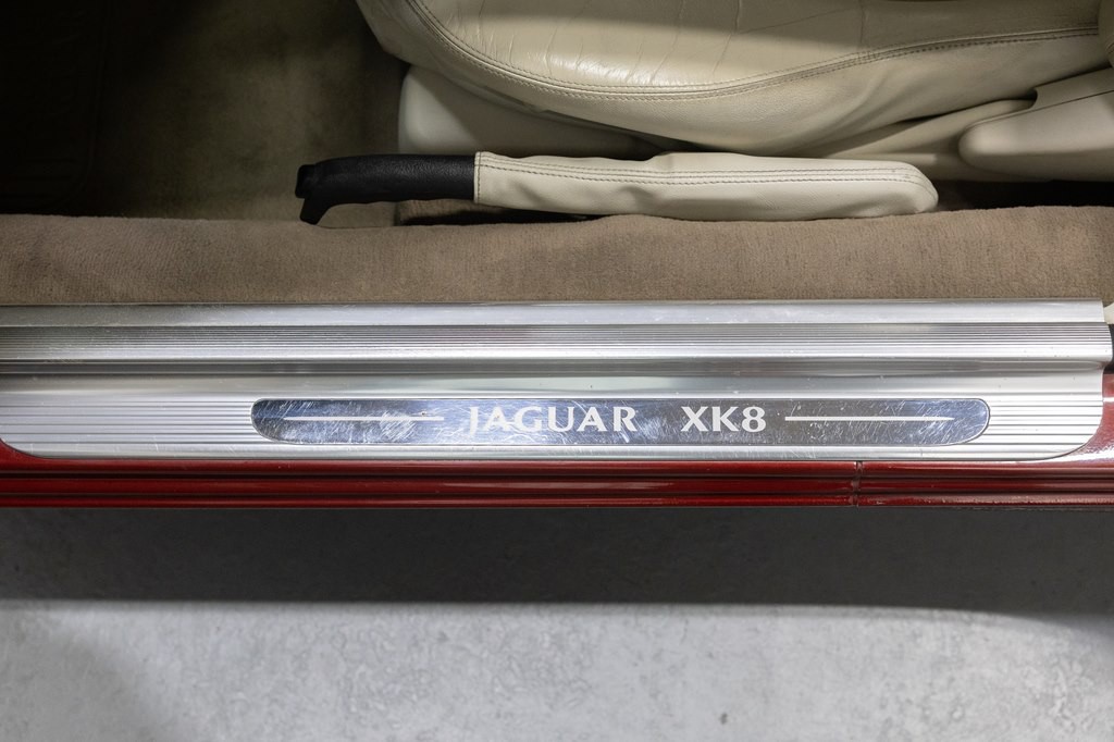2001 Jaguar XK-Series Image 70