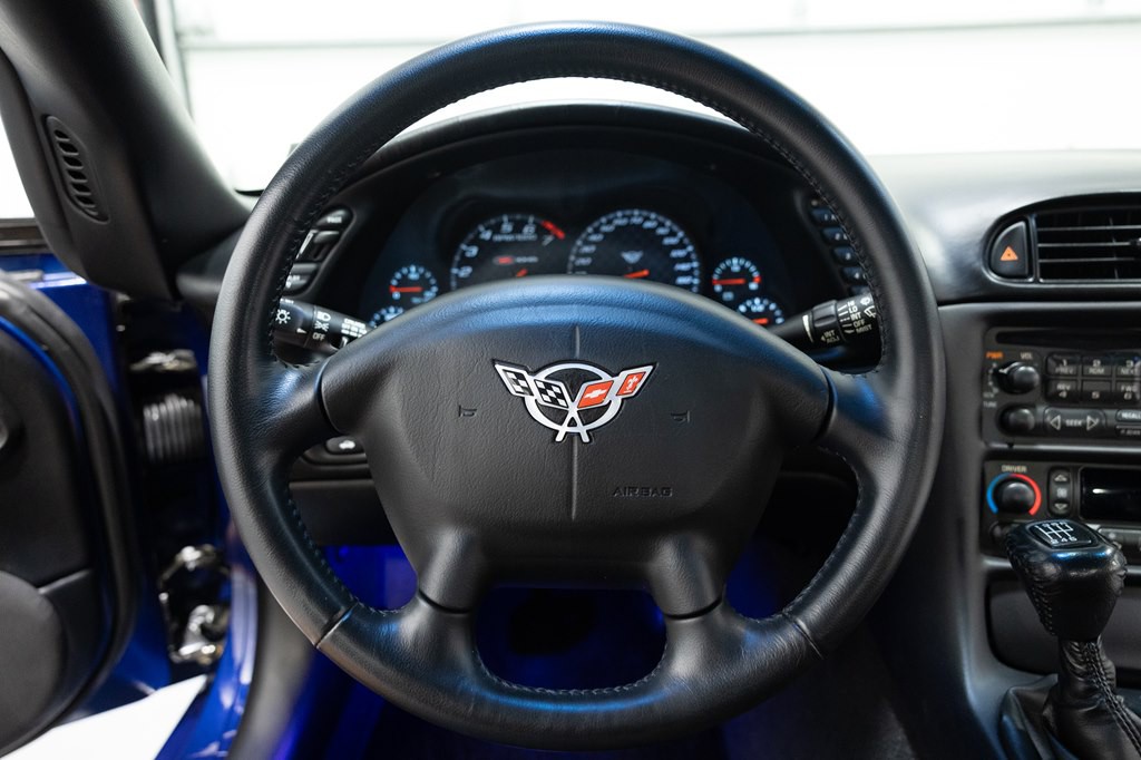 2004 Chevrolet Corvette Image 26