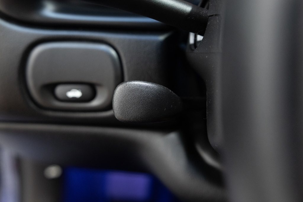 2004 Chevrolet Corvette Image 28