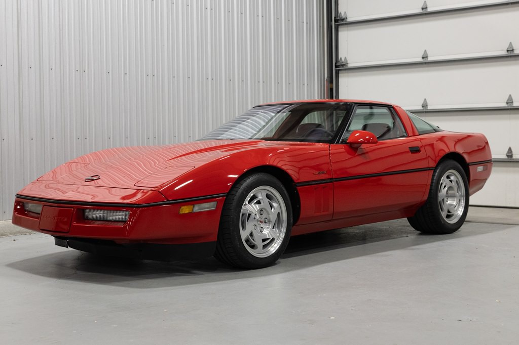 1990 Chevrolet Corvette Image 1