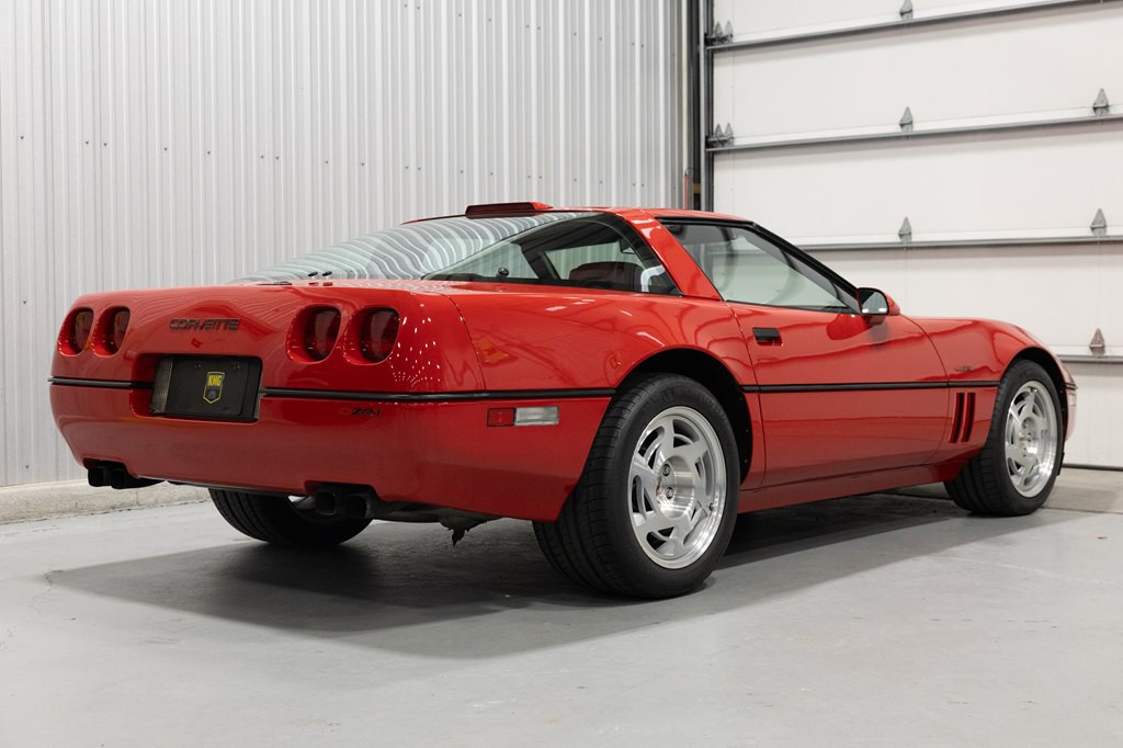 1990 Chevrolet Corvette Image 8