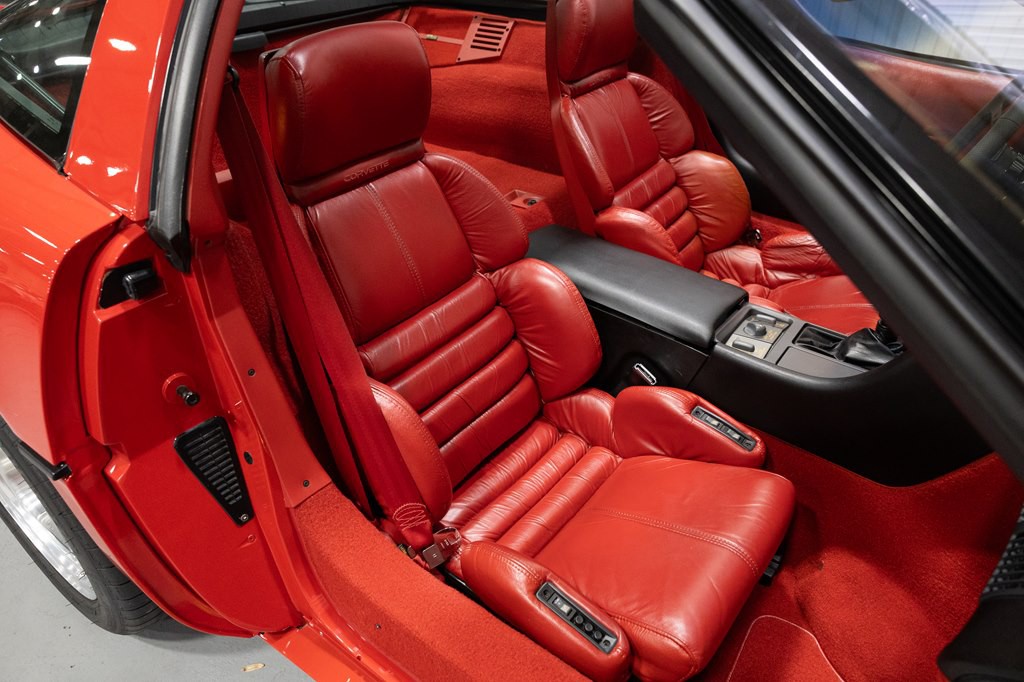 1990 Chevrolet Corvette Image 18