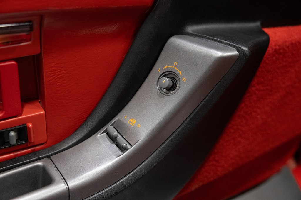 1990 Chevrolet Corvette Image 23