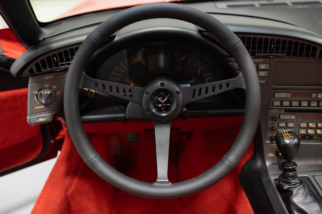 1990 Chevrolet Corvette Image 30