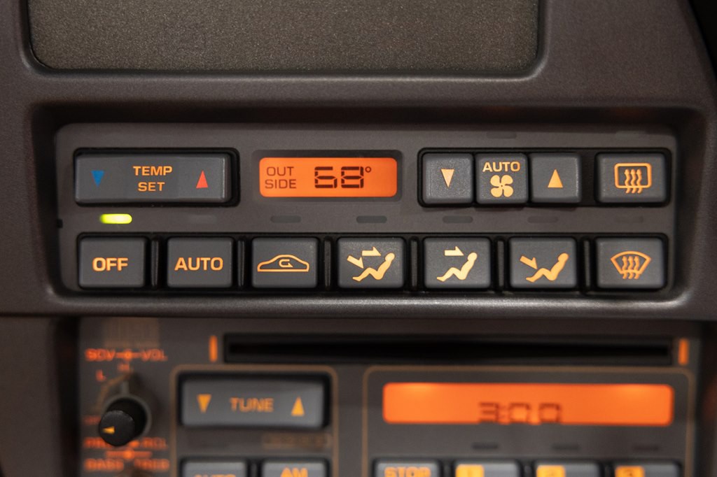 1990 Chevrolet Corvette Image 35