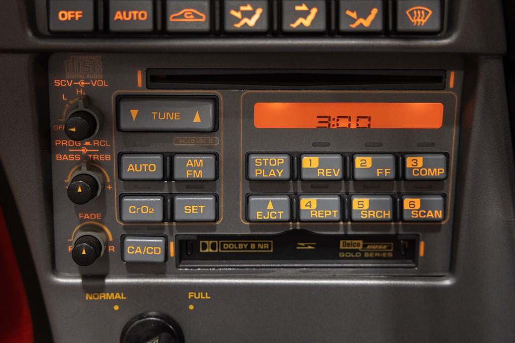 1990 Chevrolet Corvette Image 36