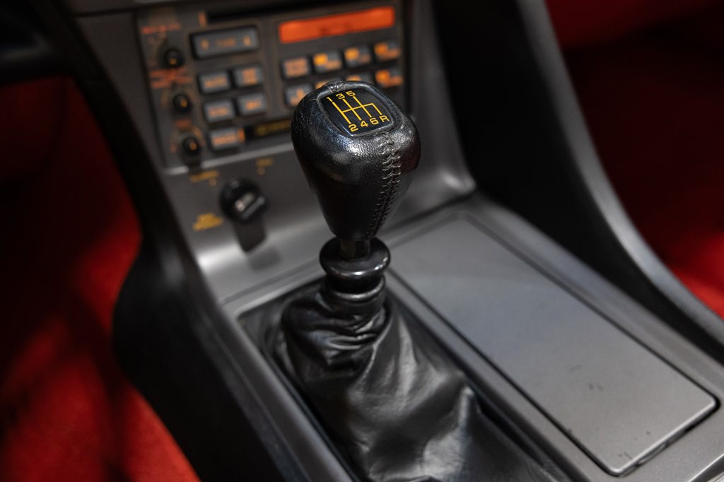 1990 Chevrolet Corvette Image 39