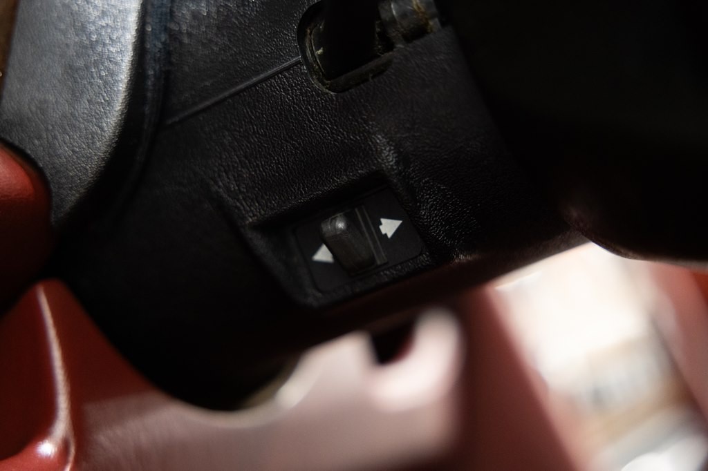 1988 Mercedes-Benz 560-Class Image 44