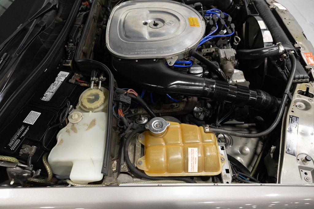 1988 Mercedes-Benz 560-Class Image 63