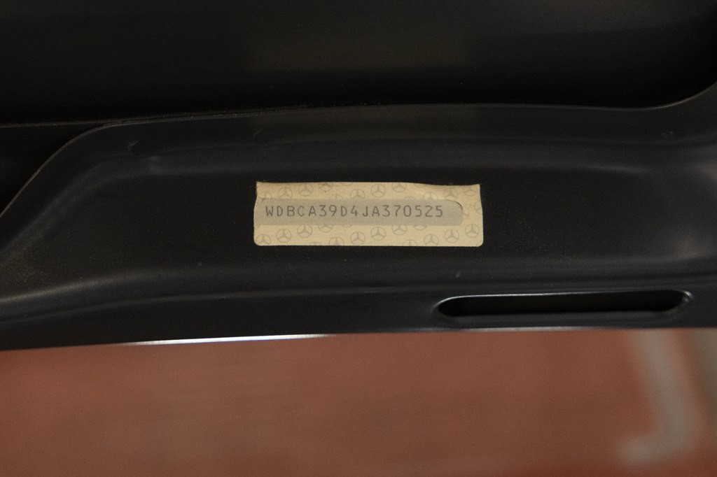 1988 Mercedes-Benz 560-Class Image 71