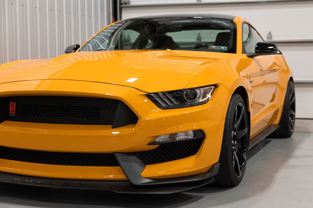 2018 Ford Mustang Image 2