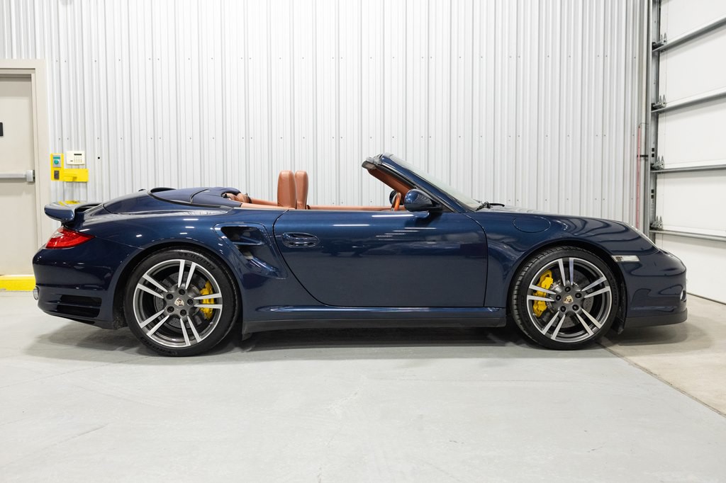 2011 Porsche 911 Image 10