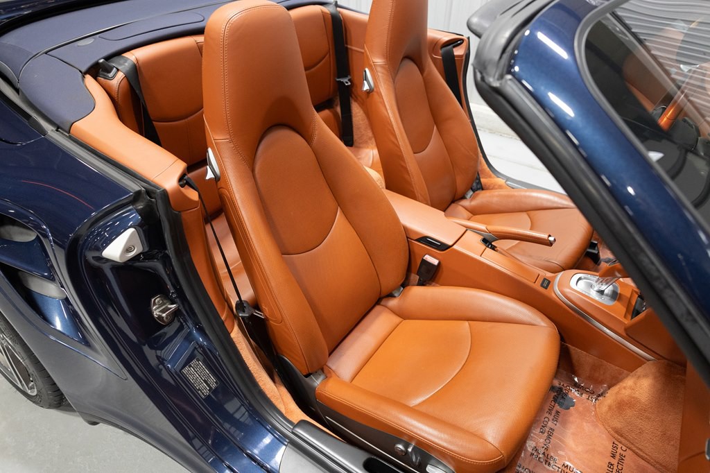 2011 Porsche 911 Image 18