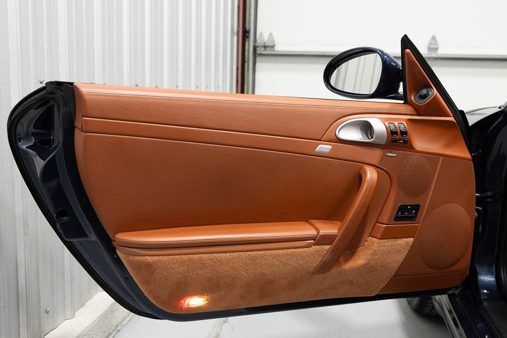 2011 Porsche 911 Image 23