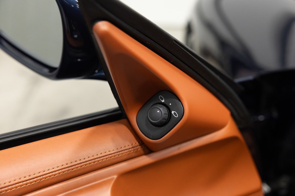 2011 Porsche 911 Image 24