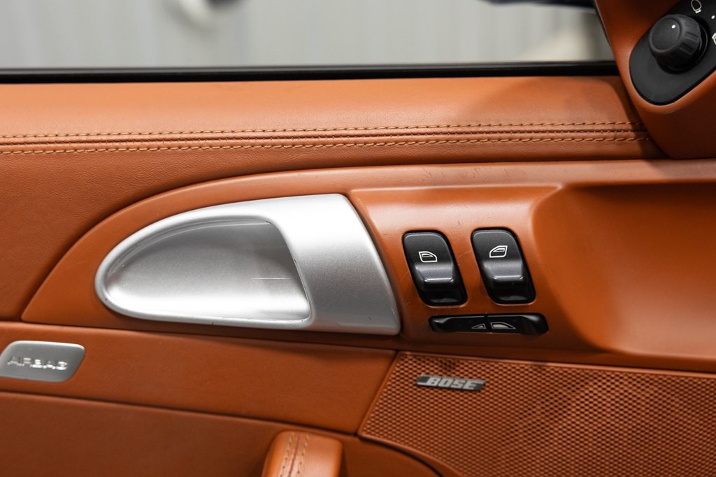 2011 Porsche 911 Image 25