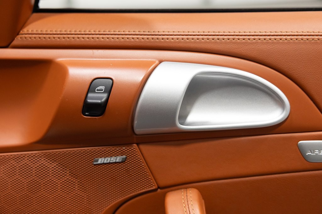 2011 Porsche 911 Image 28