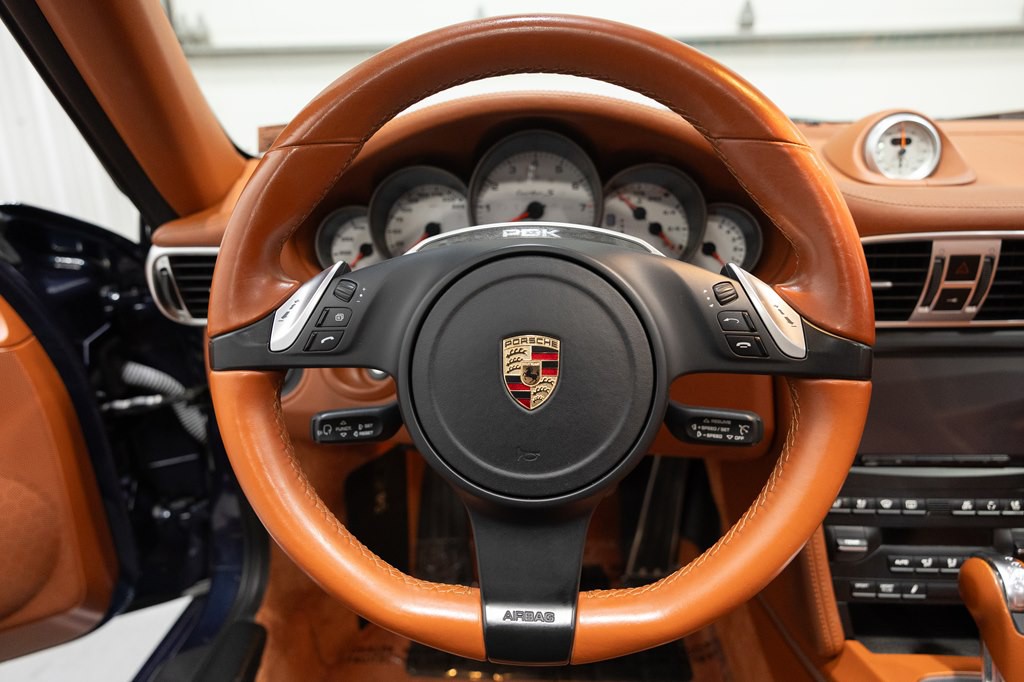 2011 Porsche 911 Image 30