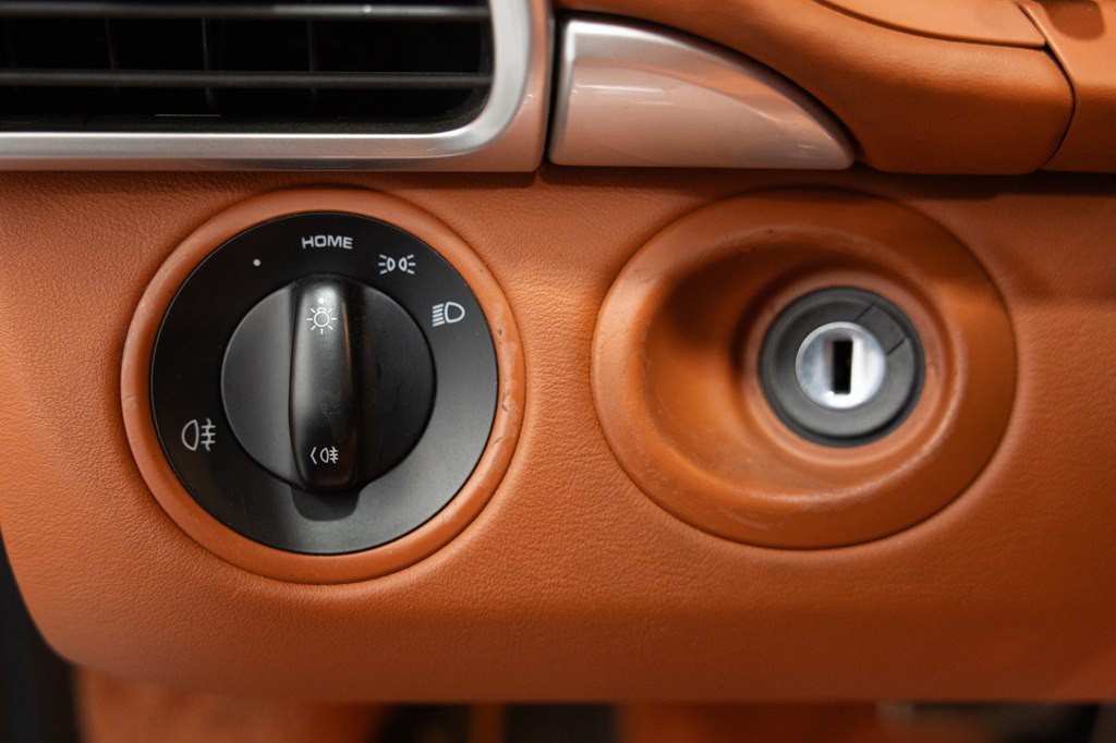 2011 Porsche 911 Image 37