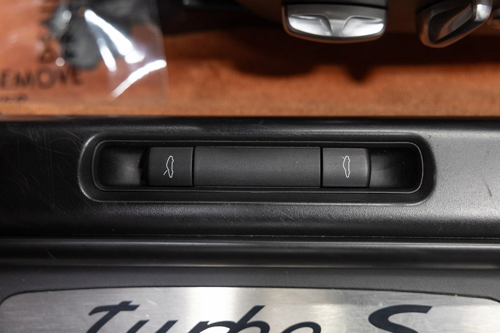 2011 Porsche 911 Image 54