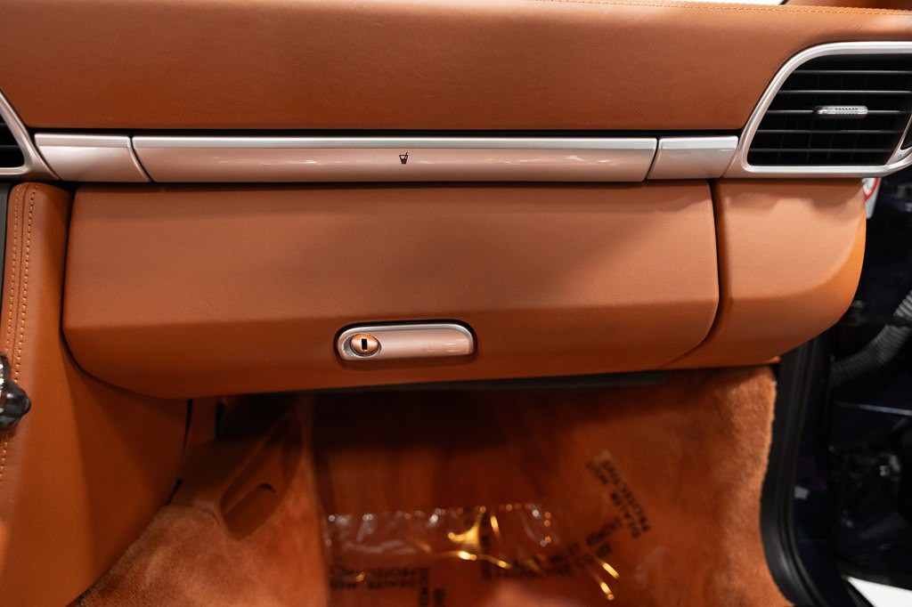 2011 Porsche 911 Image 56