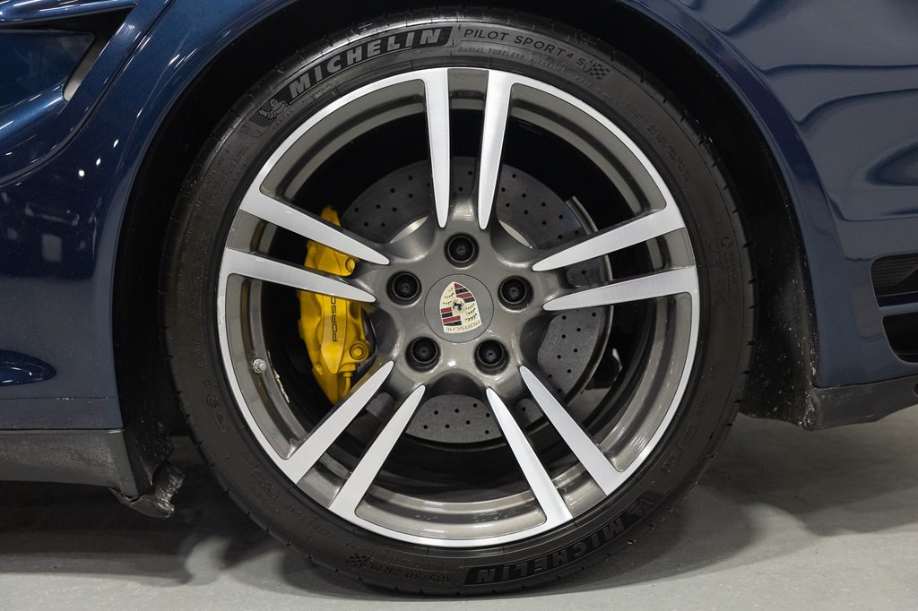 2011 Porsche 911 Image 60