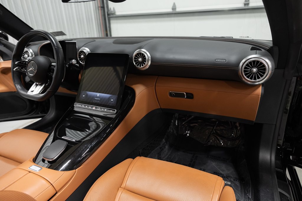 2022 Mercedes-Benz SL-Class Image 18