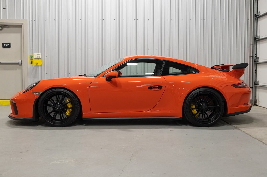 2018 Porsche 911 Image 3