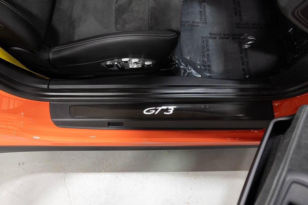 2018 Porsche 911 Image 33