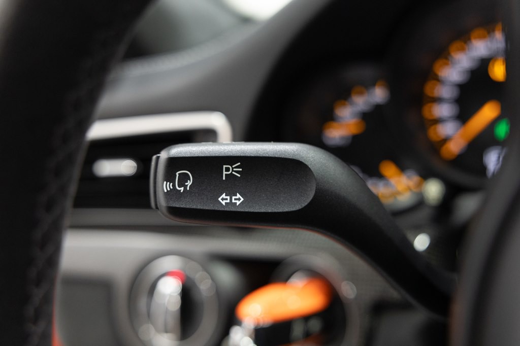 2018 Porsche 911 Image 36