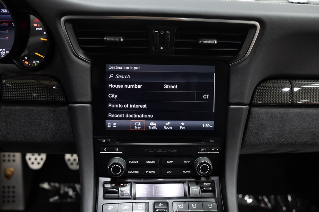 2018 Porsche 911 Image 48