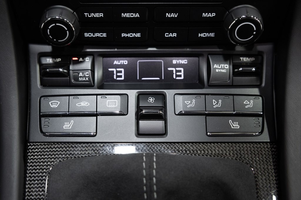 2018 Porsche 911 Image 56