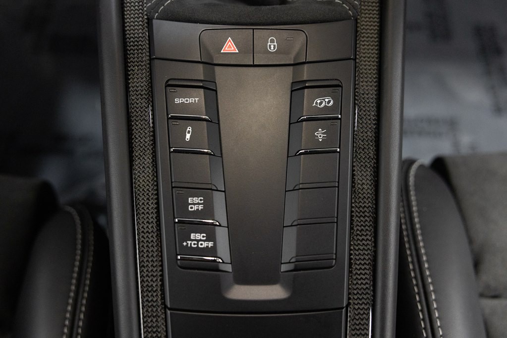 2018 Porsche 911 Image 59