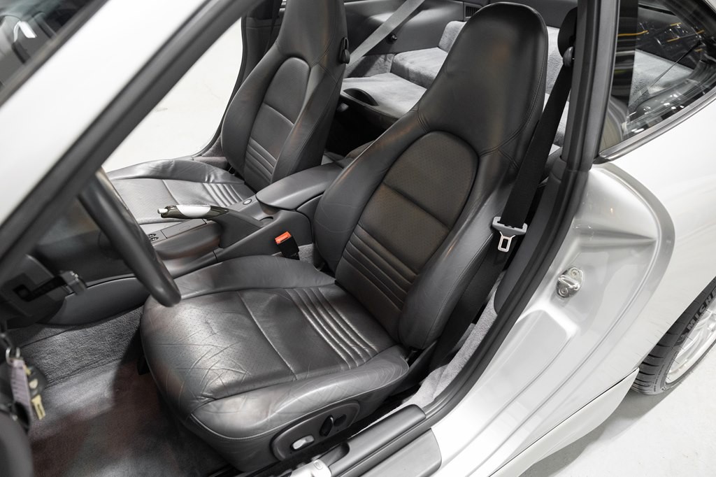 2000 Porsche 911 Image 16