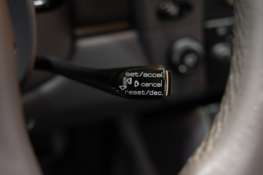 2000 Porsche 911 Image 34