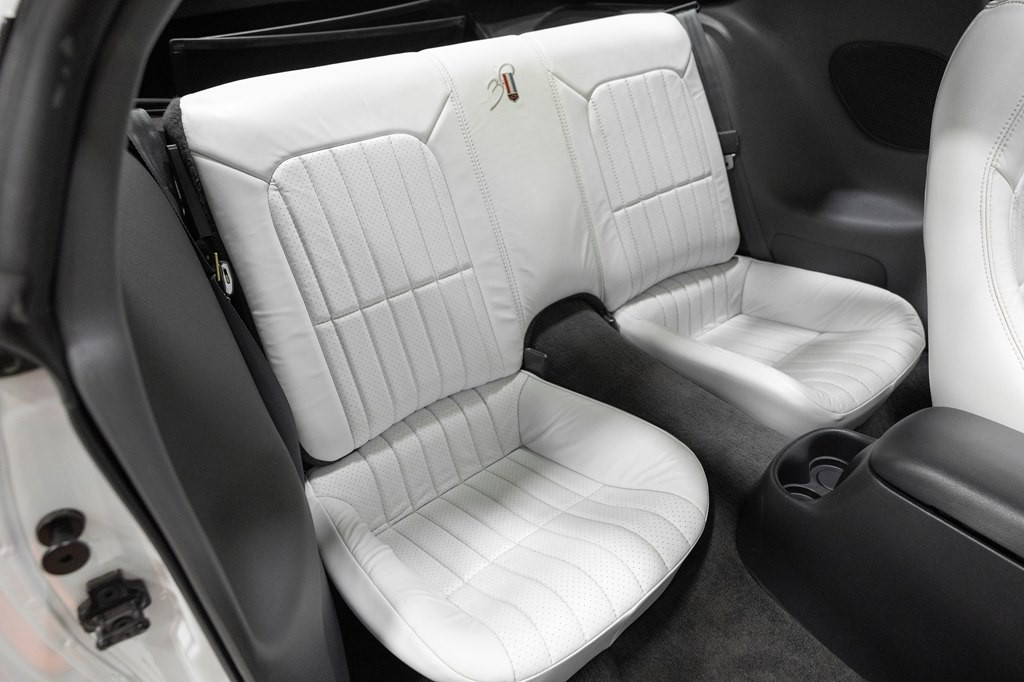 1997 Chevrolet Camaro Image 20