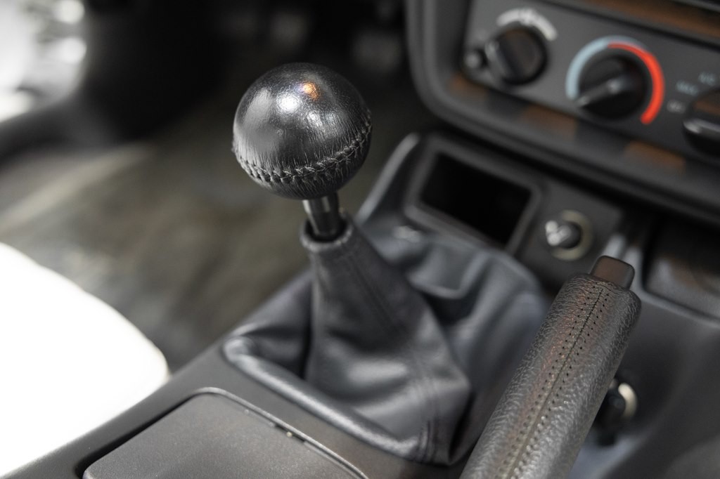 1997 Chevrolet Camaro Image 35