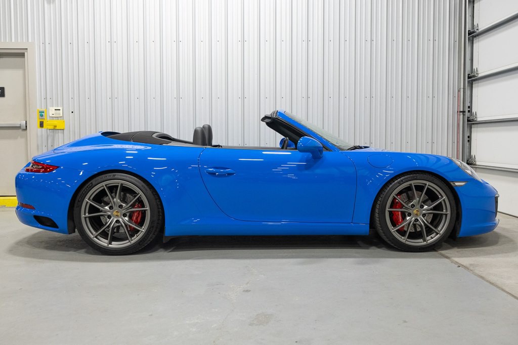 2019 Porsche 911 Image 10
